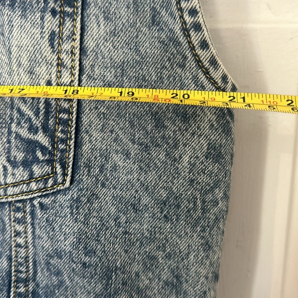 Top - Picture 13 of 15